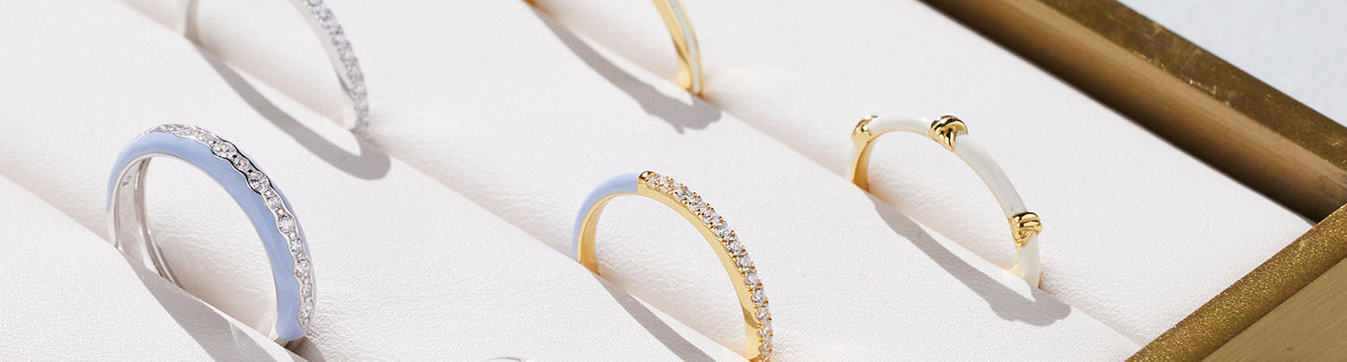 Delicate Rings