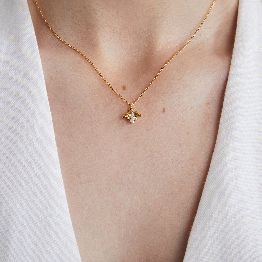 Crystal Bee Necklace - Jolie & Deen 